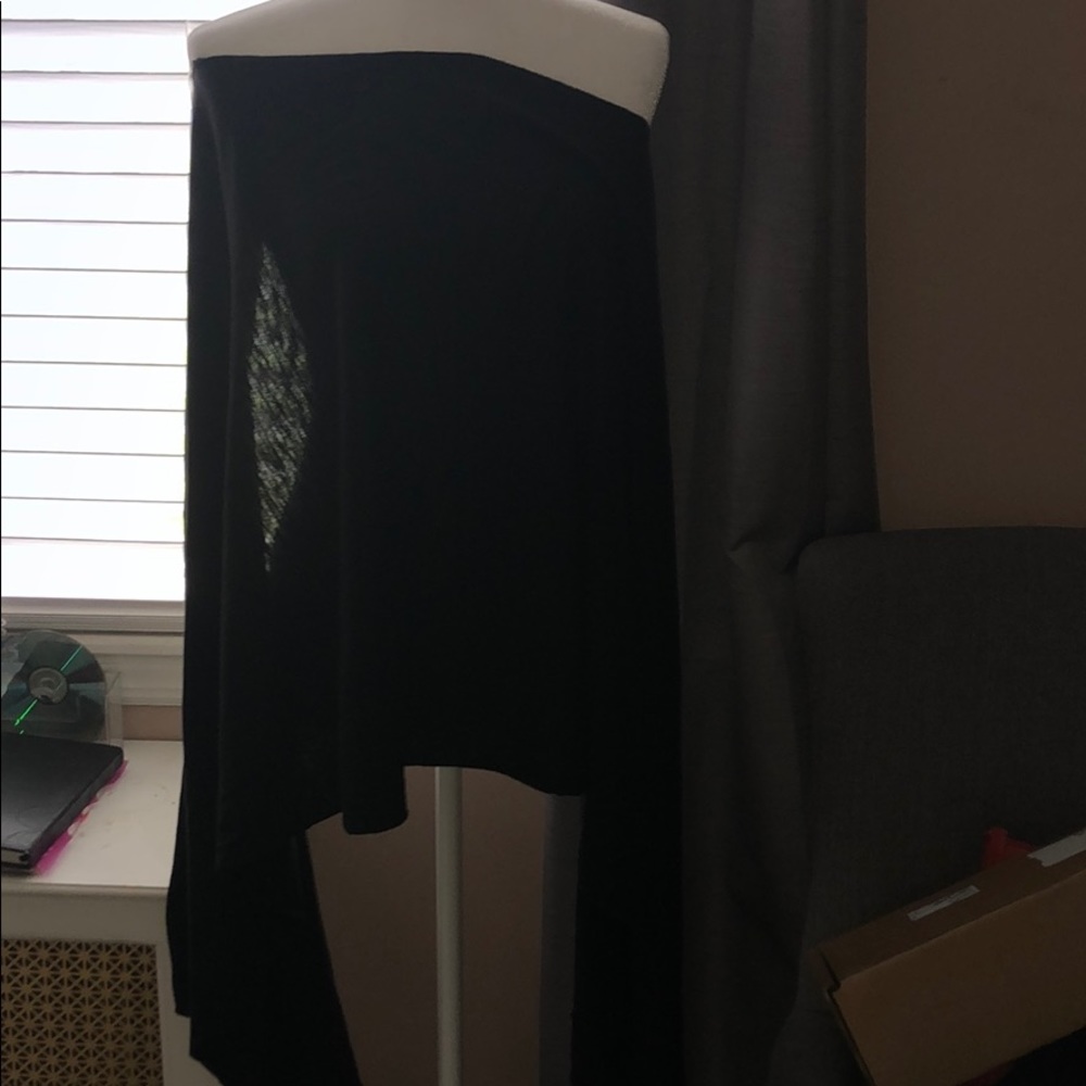 Breast Feeding Cover View 2